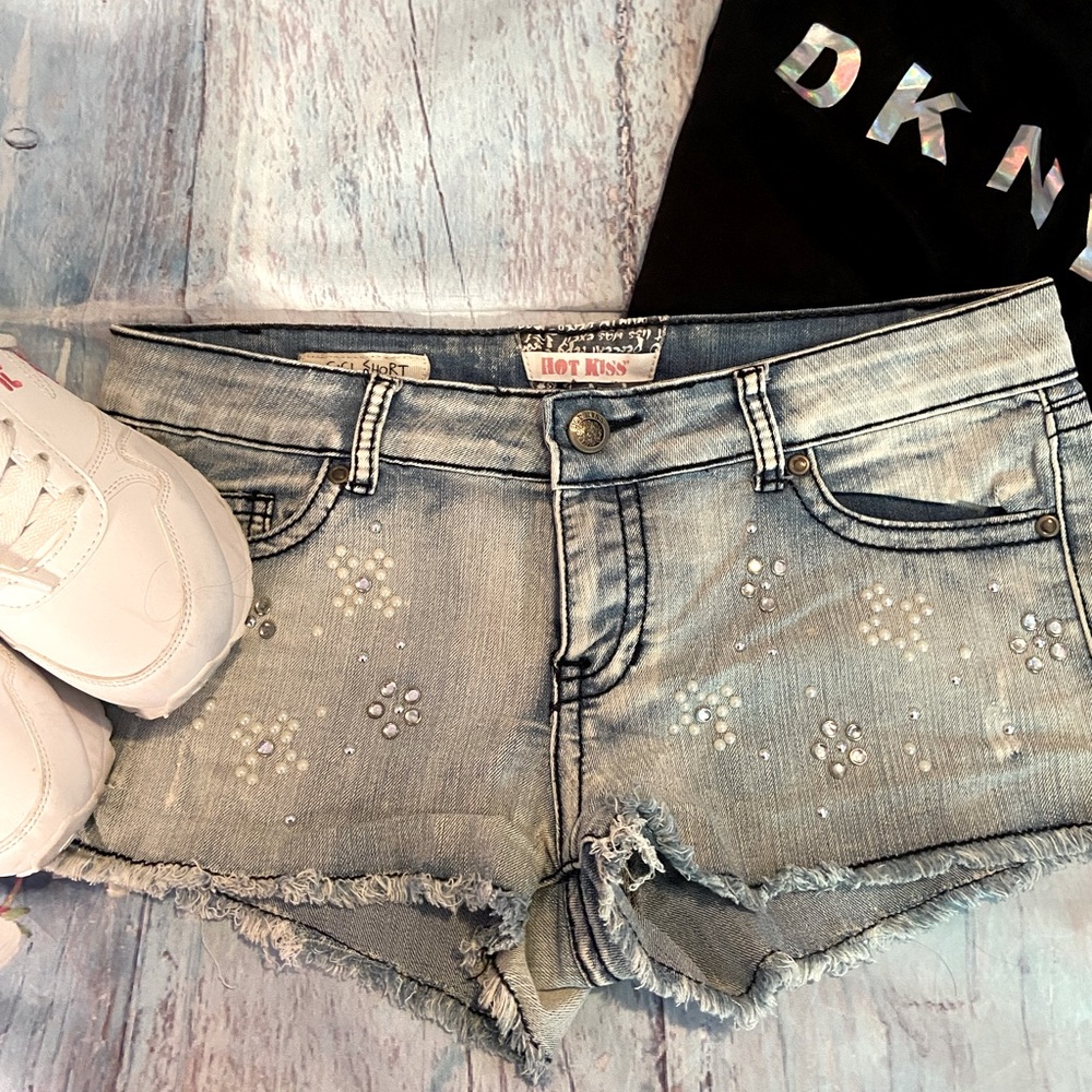Hot kiss coco shorts sz9